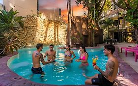 Hotel B&B by Playa del Karma